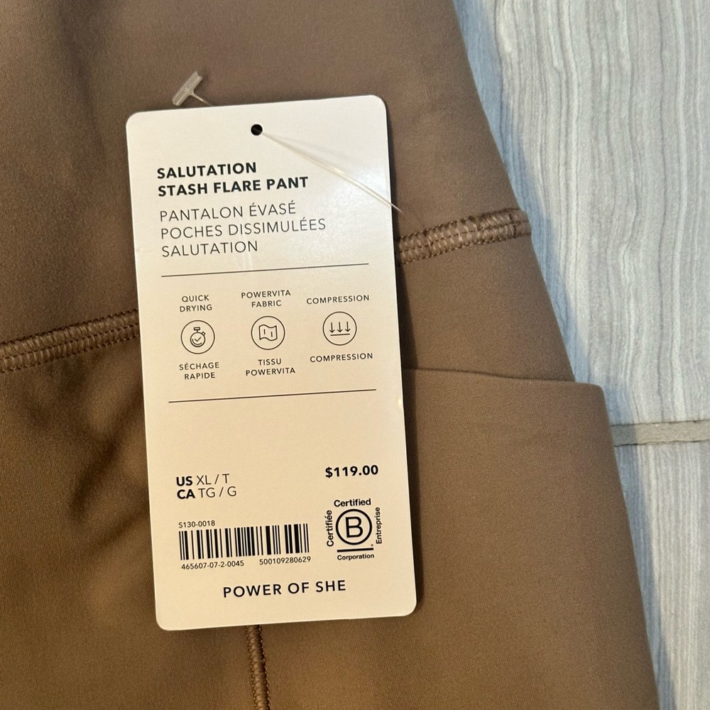 Athleta Salutation Stash High Rise Flare Pant NWT Size XL - Picture 9 of 11